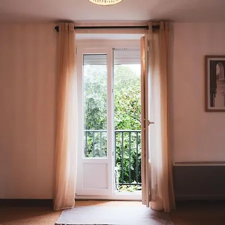 Charming House With Exceptional Loire View