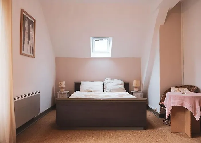 Charming House With Exceptional Loire View Bouchemaine